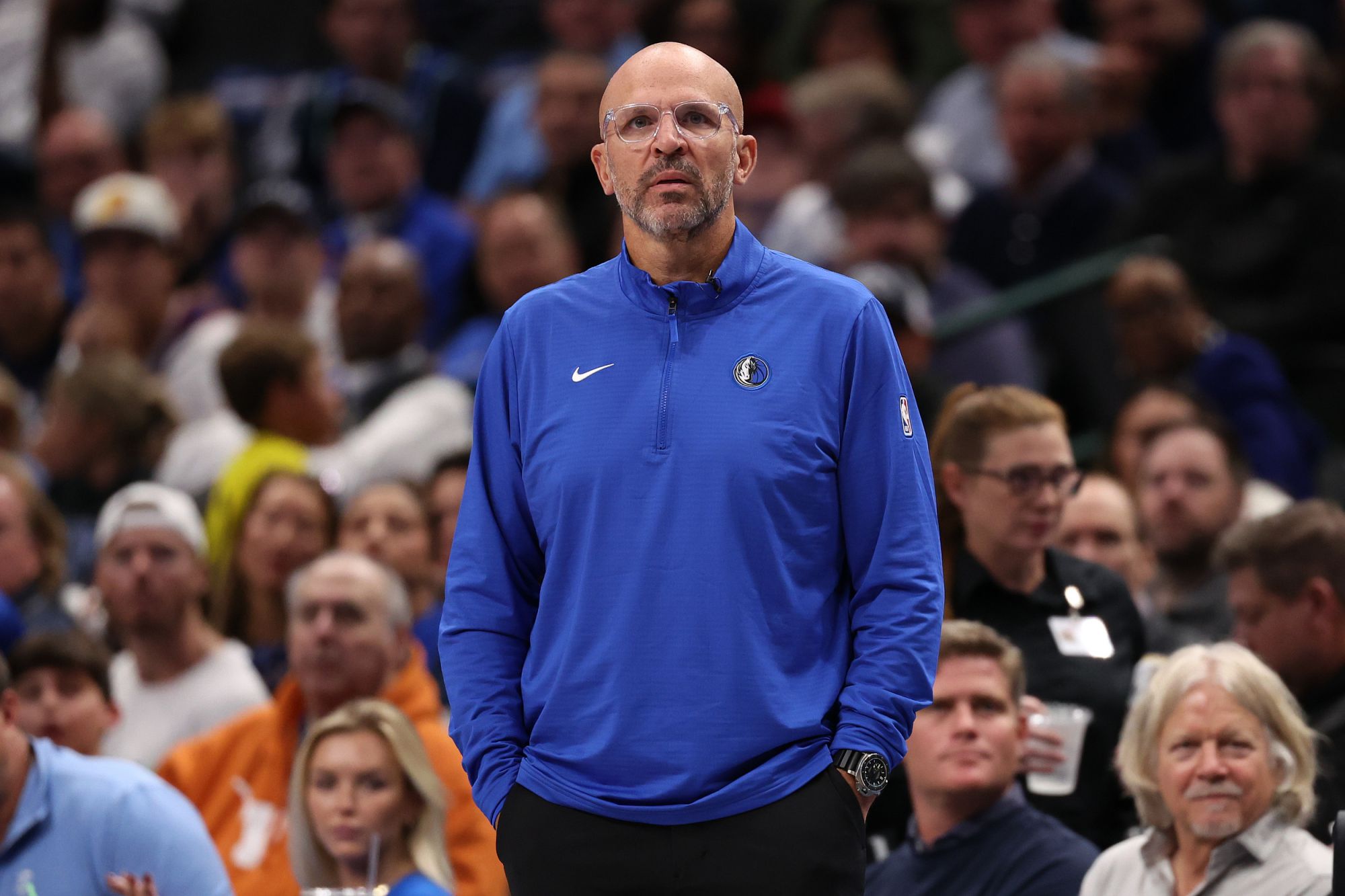 记者：基德在球队阵容发展方向和轮换安排均与哈里森存在分歧