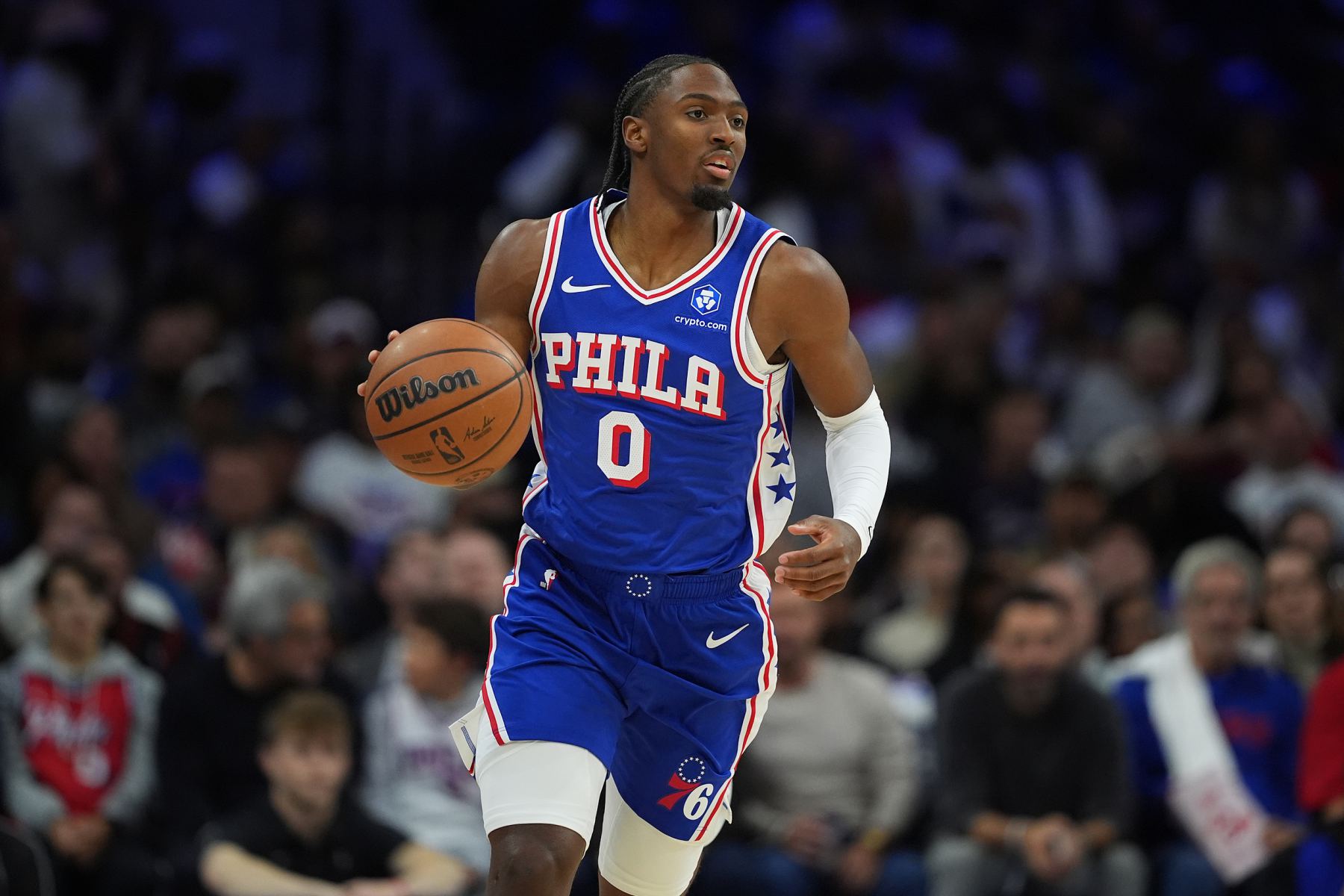 后备队员给力！ 76人后备队员半场得分超首发，首发仅马克西得分上双